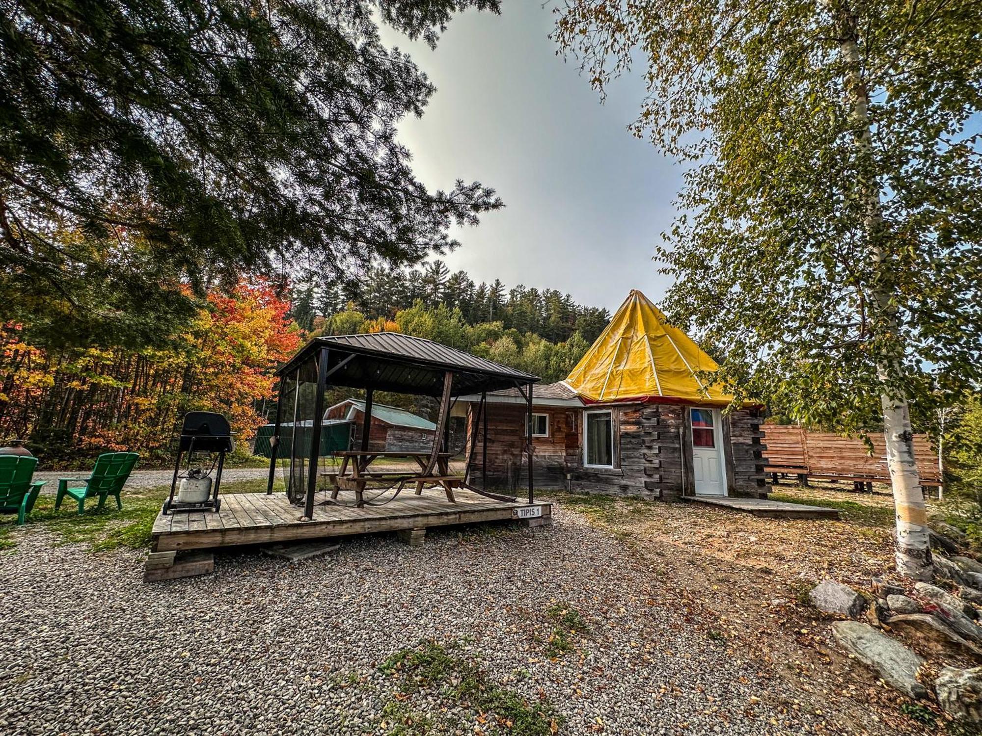 Auberge Du Vieux Moulin Sainte-Emelie Экстерьер фото